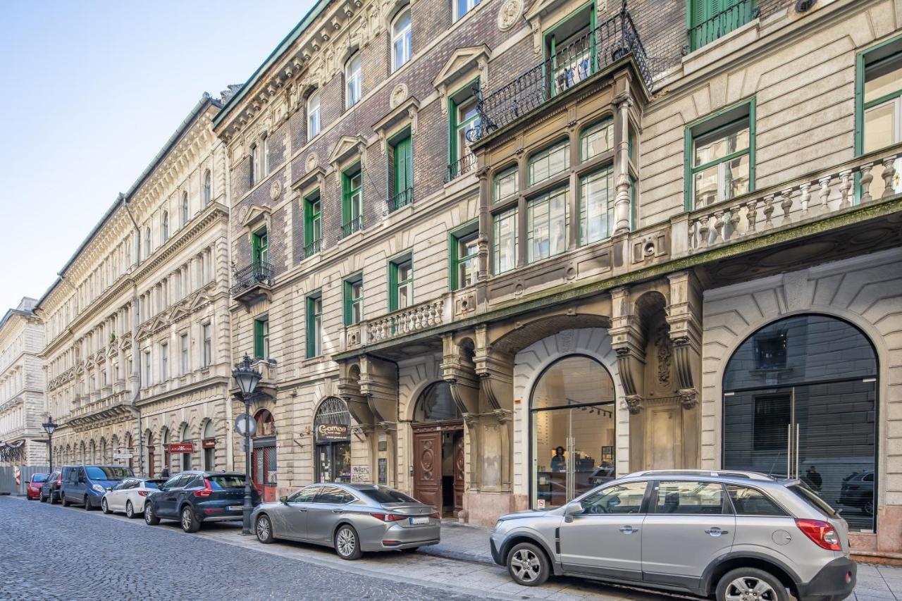 Melody Meadow Apartment Budapest Esterno foto