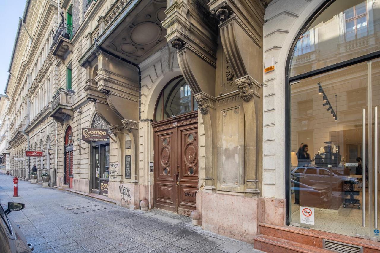 Melody Meadow Apartment Budapest Esterno foto