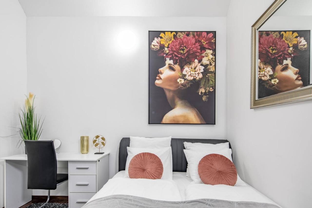 Melody Meadow Apartment Budapest Esterno foto